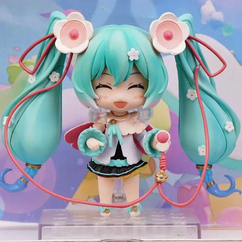 10cm #1939 Hatsune Miku Anime Figure 15th Anniversary Strawberry Miku Action Figure #1940 PVC Collection Model Doll Toys Gift