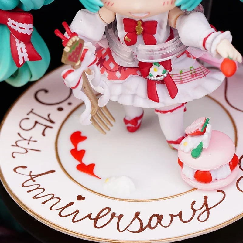 10cm #1939 Hatsune Miku Anime Figure 15th Anniversary Strawberry Miku Action Figure #1940 PVC Collection Model Doll Toys Gift