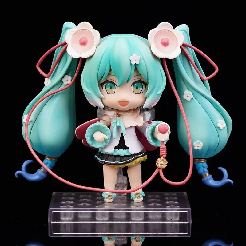 10cm #1939 Hatsune Miku Anime Figure 15th Anniversary Strawberry Miku Action Figure #1940 PVC Collection Model Doll Toys Gift